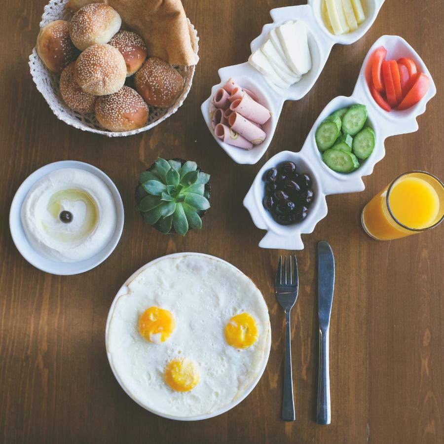 The Stay Furnished Apartments Dbayeh Bagian luar foto
